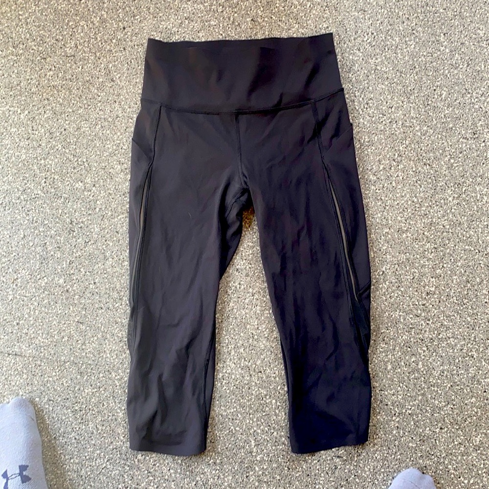Lululemon high waisted run crops